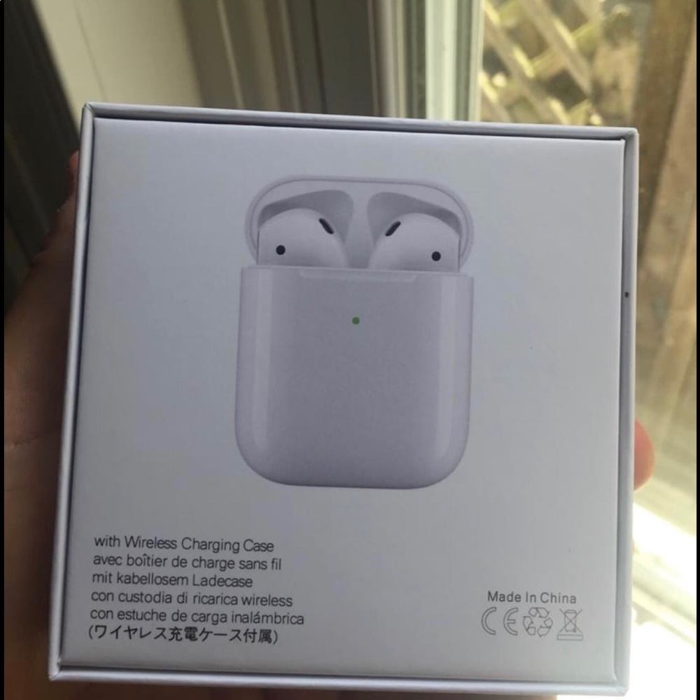 Apple AirPods - Picture 7 of 7